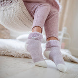 Calcetines de dormir originales para mujer con parte superior de plumas - Malva y crema