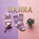 Calcetines en caja de regalo con deseos cálidos para mujer HEAT HOLDERS "Best Nanna"